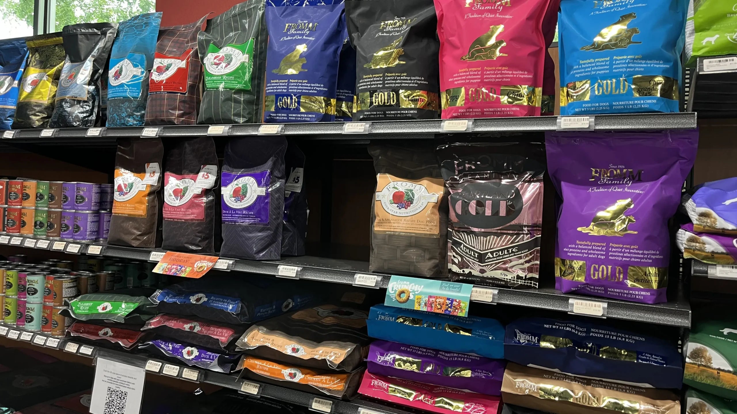 Dry & Wet Food